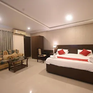 3* Hotel Bhagavath Gardens