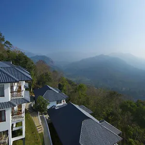 **** Resort Tea Village India